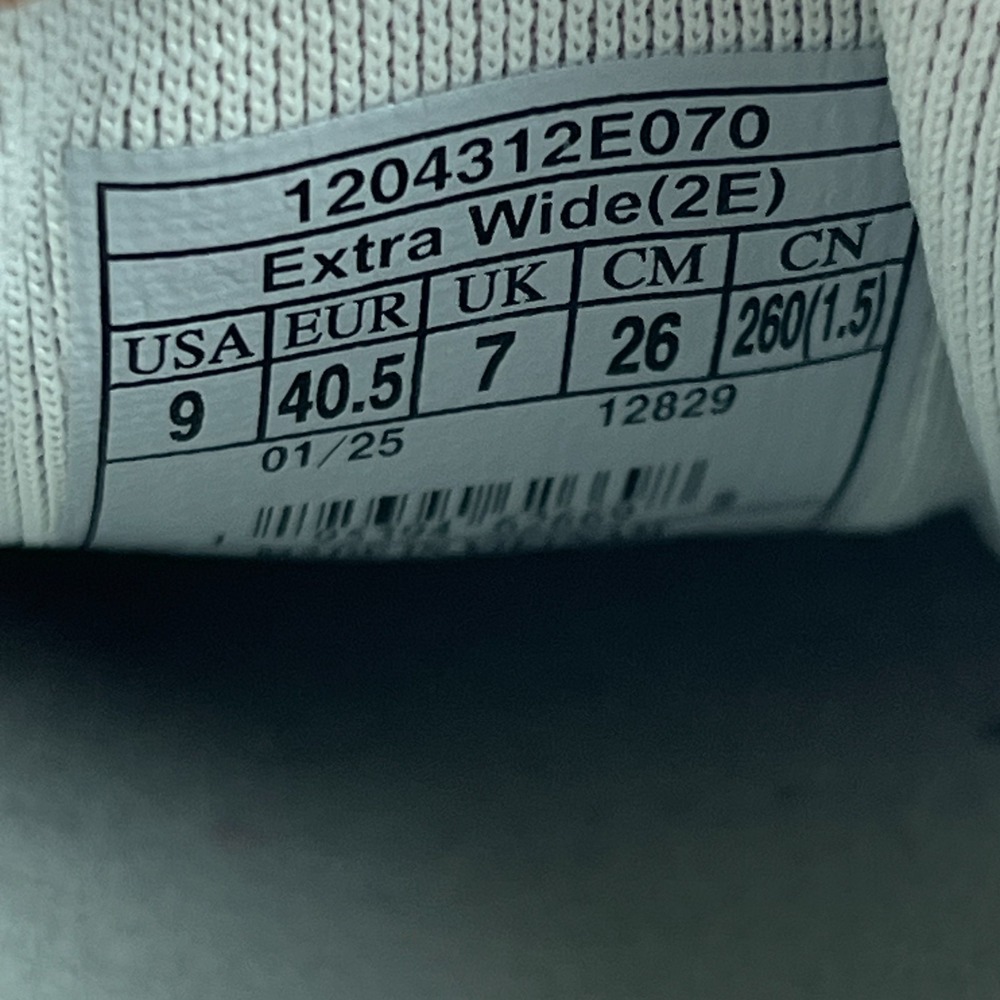 Brooks Ghost 17 Womens Size 9 2E X-WIDE Oyster Apricot Running Shoes 1204312E070 - Picture 12 of 12